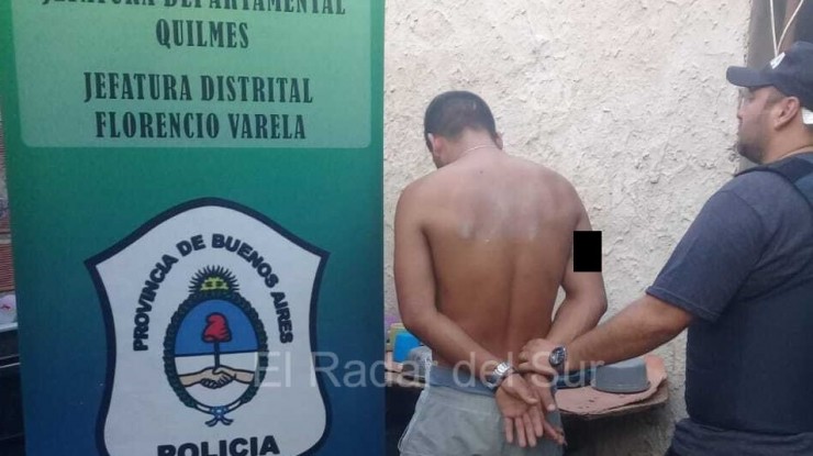 Malvivientes robaron el arma reglamentaria de un policía